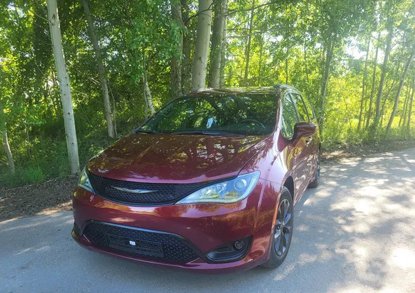nowy targ Chrysler Pacifica cena 116000 przebieg: 23000, rok produkcji 2019 z Nowy Targ